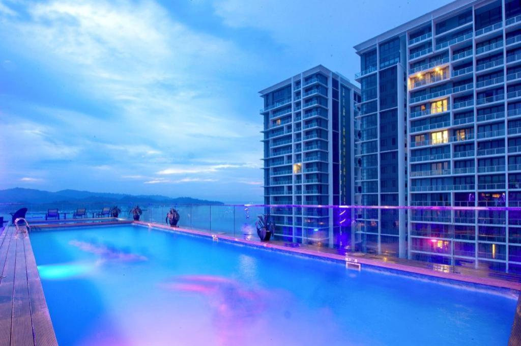 โรงแรมกรันดิส โกตาคินาบาลู ภายนอก รูปภาพ